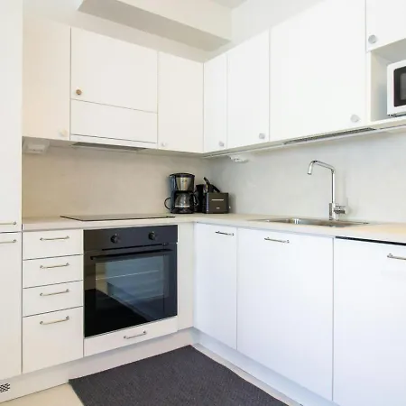 Apartment Convenient For 4 With Sauna *