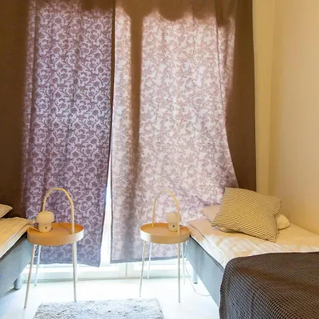 Huoneisto Convenient For 4 With Sauna *